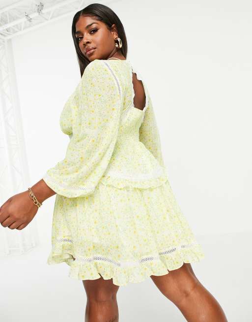Forever New Curve backless balloon sleeve tiered mini dress with lace inserts in pastel floral, 2 of 4