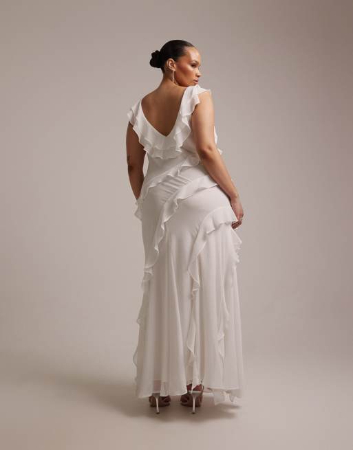 Forever New Curve – Bridal – Braut-Maxikleid aus Chiffon in Elfenbein mit Rüschendesign, 5 von 5