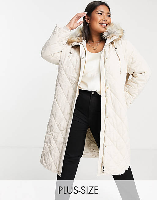 Forever New Curve diamond quilted puffer coat with faux fur hood trim in cream