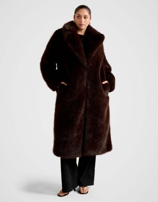 Forever New Curve faux fur coat in chocolate