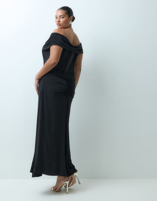 Forever New Curve gerimpelde bardotkorset maxi jurk in zwart, 4 van 4