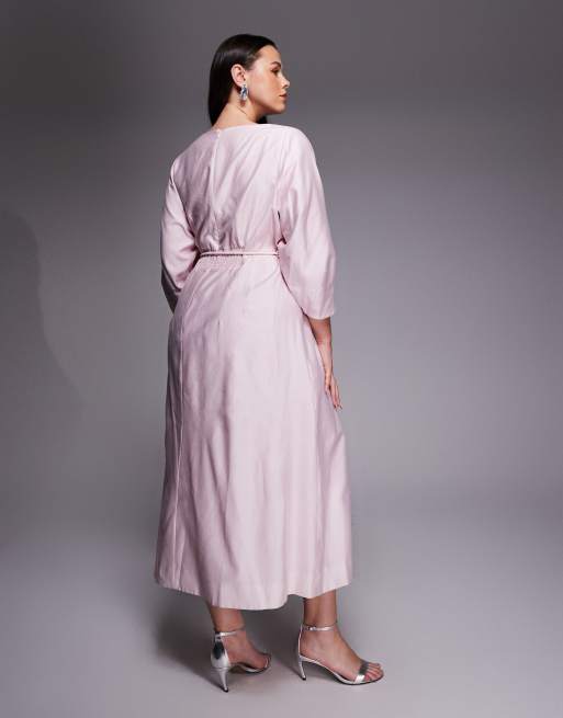 Forever New - Curve - Midi jurk met naaddetail in roze, 2 van 4