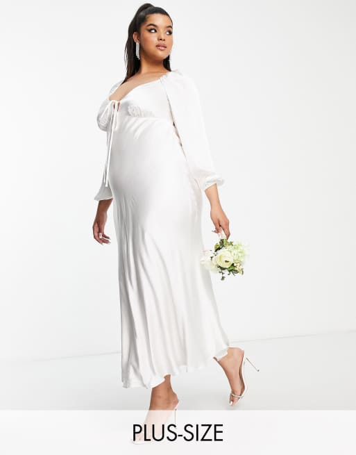 Forever New Curve - Robe de mariée longue à découpe en satin - Ivoire
