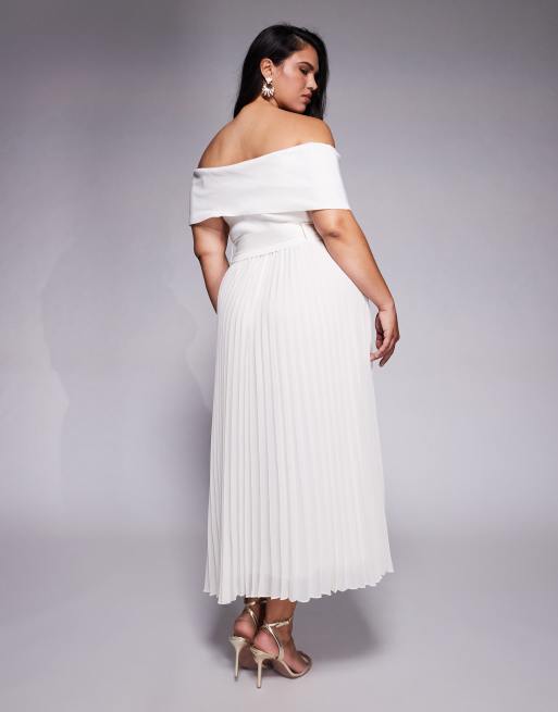 Forever New Curve - Robe longue ceinturée en maille avec jupe plissée et encolure bardot - Crème, 3 de 4