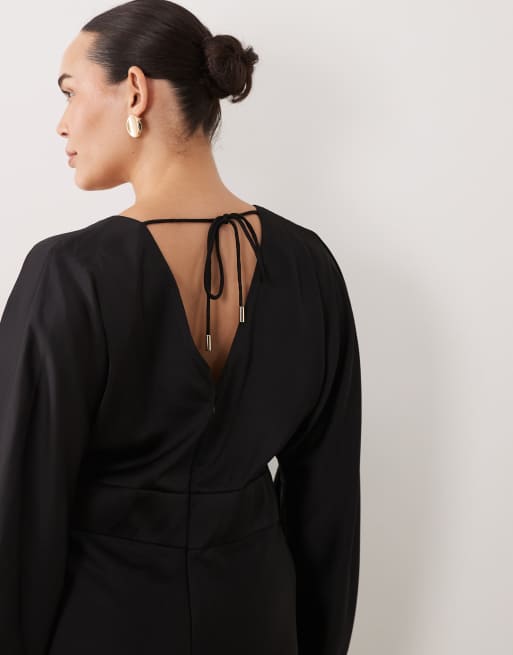 Forever New Curve satin v neck batwing slit front maxi dress in black, 3 of 4