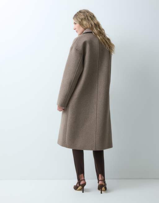 Forever New frakke i uldlook med reverskrave og boxy pasform i taupe, 3 af 4
