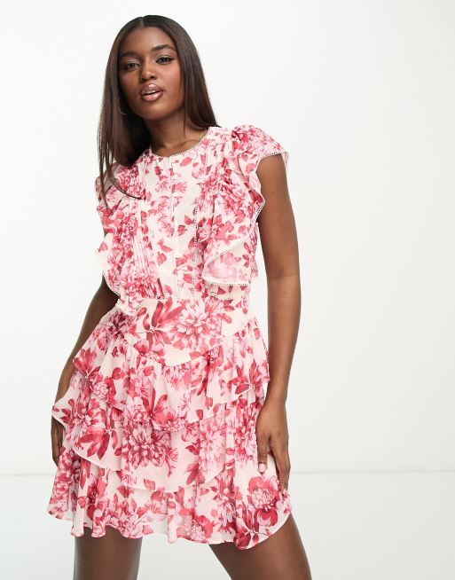 Forever New – Gerafftes, hochgeschlossenes Minikleid in Rot geblümt