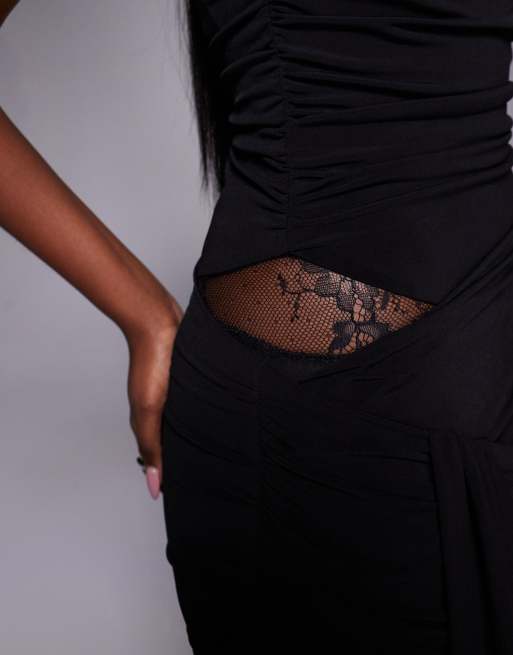 Forever New - Gerimpelde maxi-jurk met blote schouder, uitsnijding en kant in zwart, 3 van 4