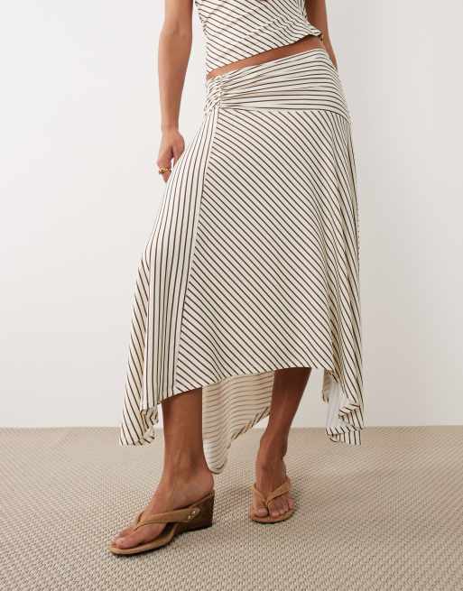 Forever New godet hanky hem midaxi skirt co-ord in cream stripe, 3 of 5