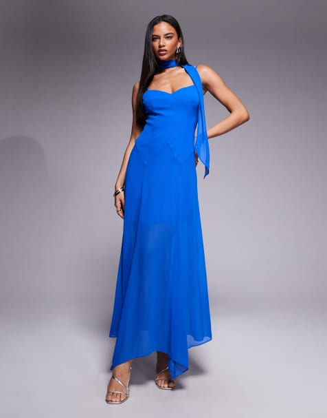 Forever New - Honey - Maxi-jurk met sjaalhals, ceintuur, bandjes en asymmetrische zoom in blauw - view 1