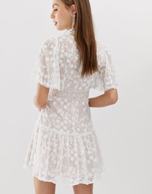 forever new lace mini spliced dress with fluted sleeve in pink and white