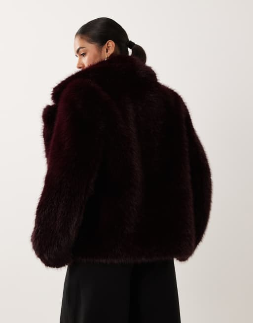 Forever New Mantel mit faux-fur-Kragen in Burgunderrot, 4 von 4