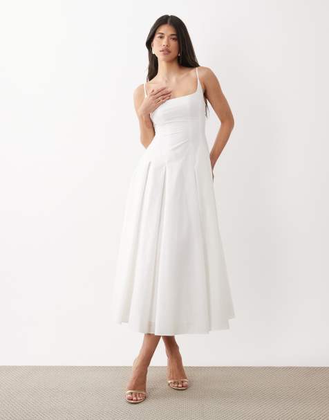 Forever New – Maxi-Skaterkleid in Weiß mit Camisole-Trägern und Godet-Detail - view 1