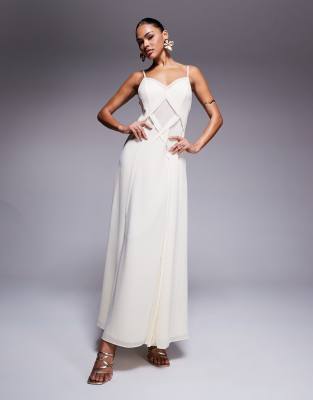 Forever New - Maxikleid in Creme mit überkreuztem Design und Godet-Details-Gelb