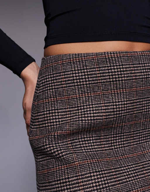 Forever New mini skirt co-ord in berry check, 5 of 5