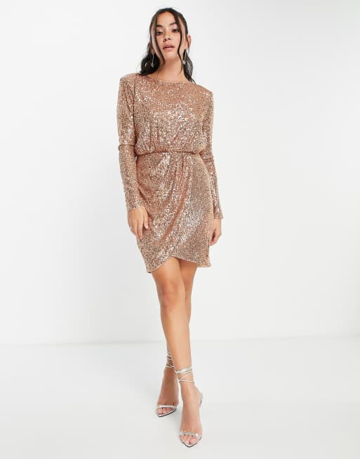 Forever New – Minikleid in sanftem Goldton mit Wickeldesign vorne und Paillettenverzierung