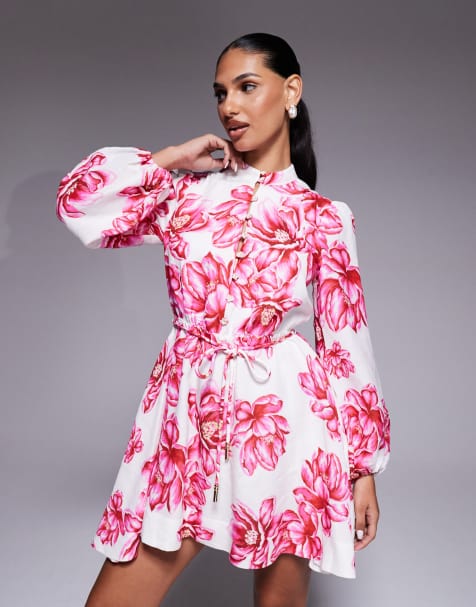 Forever New – Minikleid mit Knopfleiste vorne, Bindegürtel und rosa Blumenmuster - view 1