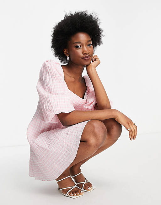 Forever New oversized sleeve ruched smock mini dress in baby pink gingham