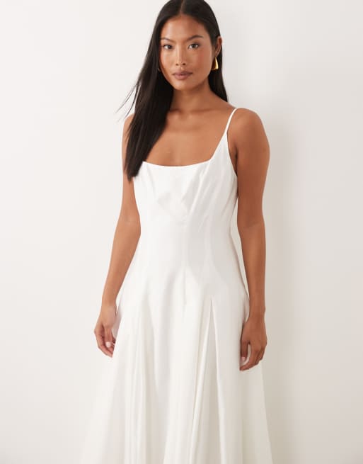 Forever New Petite cotton cami godet maxi dress in white , 2 of 4