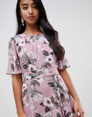 forever new petite floral printed tea dress in floral print