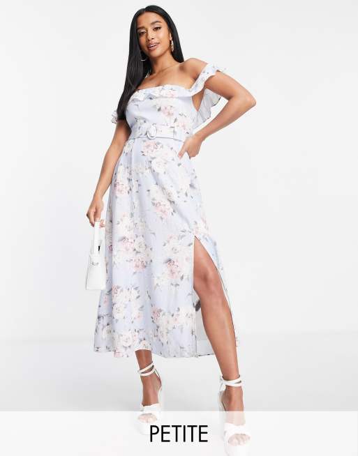Forever New Petite – Jasnoniebieska sukienka midi w kwiatowy wzór z dekoltem bardot i paskiem