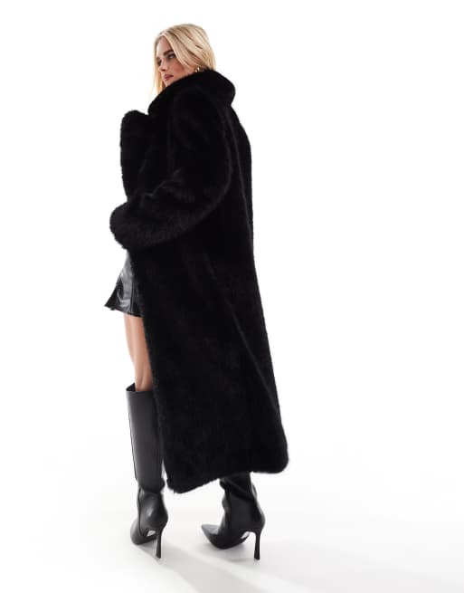 Forever New Petite – Langer Mantel aus Kunstpelz in Schwarz, 3 von 4