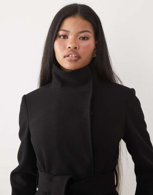 Forever New Petite Mantel mit Stehkragen, Gürtel und langem Schnitt in Schwarz, 3 von 4