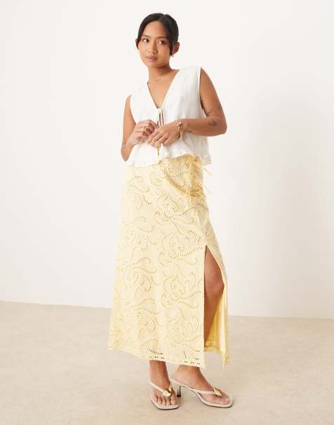Forever New Petite - Maxi rok van linnen in geel - view 1