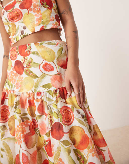 Forever New Petite midaxi skirt co-ord in red fruit print, 2 of 4