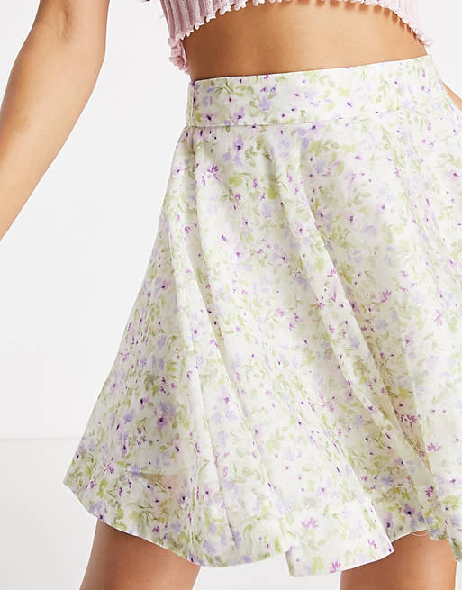 Forever New Petite mini skater skirt co-ord in lilac dreamcatcher print