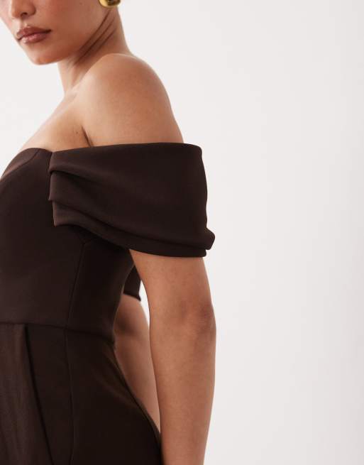 Forever New Petite off shoulder corset detail wide leg jumpsuit in chocolate, 3 of 4