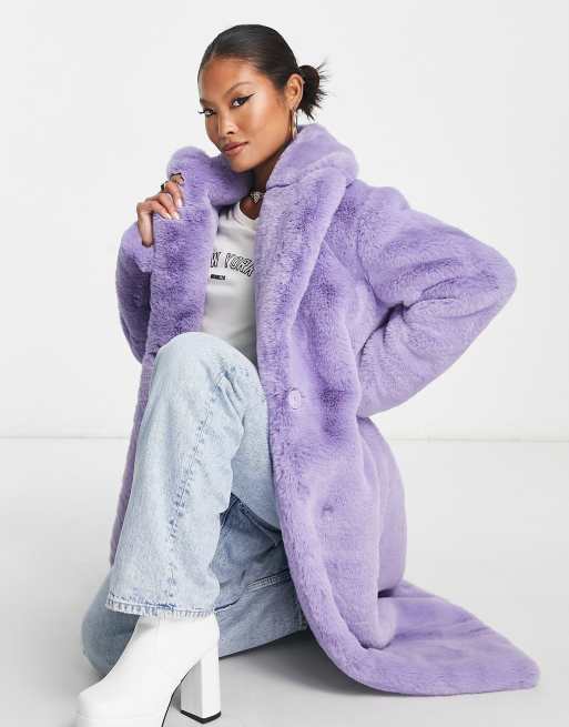 Forever New Petite - Oversized midi jas van imitatiebont in zacht paars, 3 van 4