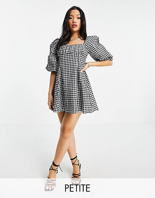 Forever New Petite oversized sleeve ruched smock mini dress in mono gingham