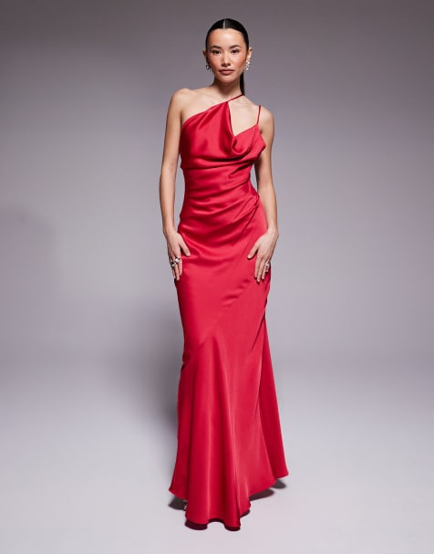 Forever New Petite - Rød oneshoulder-maxikjole med vandfaldsudskæring - view 1