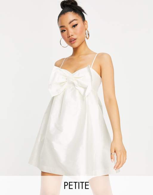 Forever New Petite Robe babydoll courte avec nœud oversize Blanc ASOS