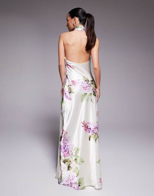 Forever New Petite – Satin-Maxikleid in Cremeweiß mit Neckholder-Träger und Blumenmuster, 3 von 4