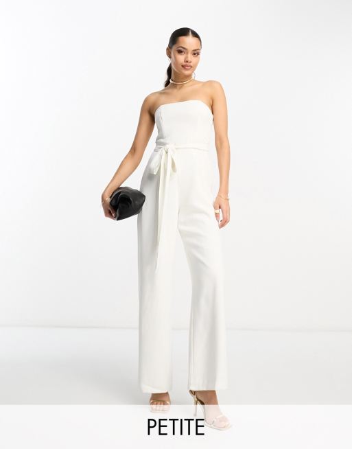 Forever New Petite - Strapless jumpsuit in ivoorwit