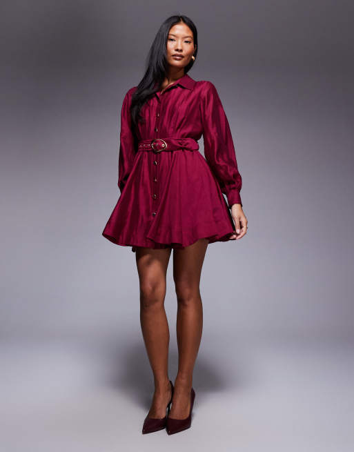 Forever New Petite - Vestito camicia corto rosso scuro con cintura e cuciture a vista, 2 di 4