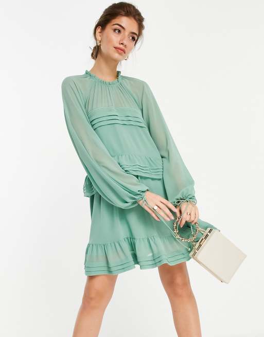 Forever New - Robe courte à manches bouffantes et volants étagés - Vert sauge