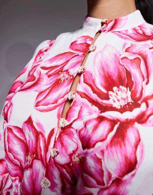 Forever New - Robe courte et boutonnée à l'avant avec imprimé fleuri et détail noué - Rose, 3 de 4