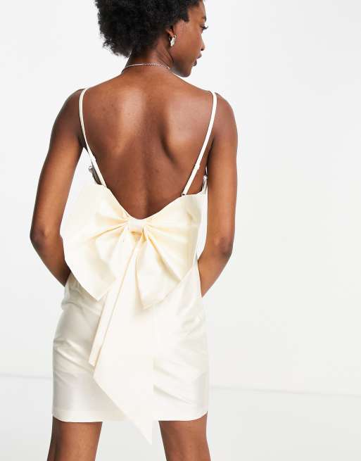 Forever New - Robe courte portefeuille nouée dans le dos avec haut caraco - Ivoire, 4 de 4