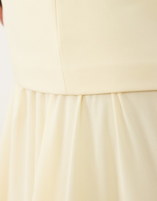 Forever New - Robe longue double épaisseur à encolure dégagée et ourlet plongeant - Jaune, 3 de 4