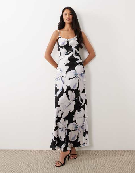 Forever New - Robe nuisette longue en satin imprimé fleuri avec bretelles fines et encolure dégagée - Bleu - view 1