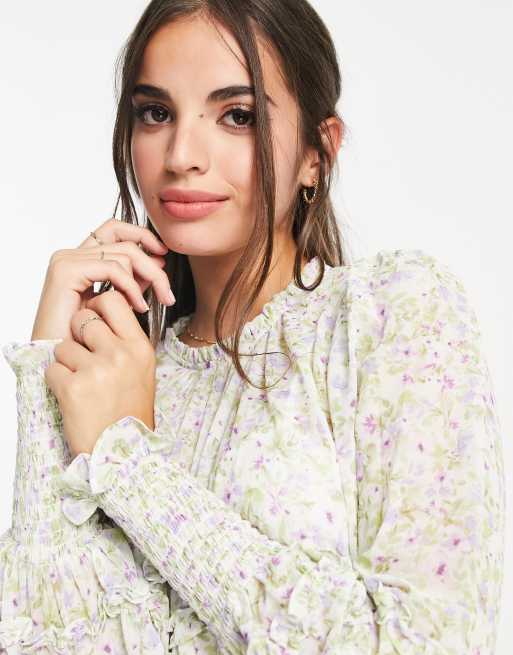 Forever New - Robe rétro à volants avec manches froncées et imprimé attrape-rêves - Lilas, 2 de 4