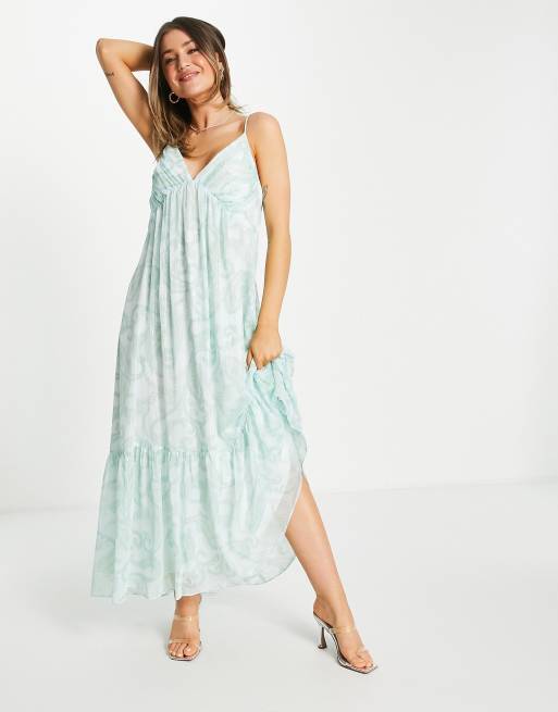 Forever New – Rückenfreies, gestuftes Sommerkleid in Grün mit Paisley-Muster, 4 von 4