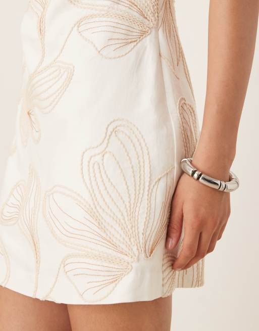 Forever New - Struktureret minikjole med abrikosfarvet blomsterprint, 3 af 4