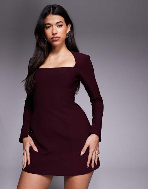 Forever New – Usztywniana bordowa sukienka mini, 4 z 4
