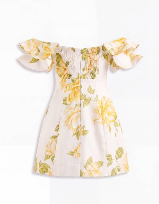 Forever New - Vestito corto giallo a fiori con spalle scoperte e volant, 6 di 7