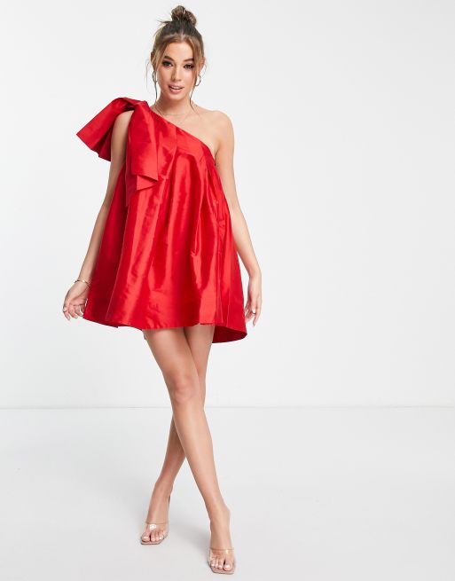 Forever New - Vestito corto monospalla con fiocco oversize rosso 