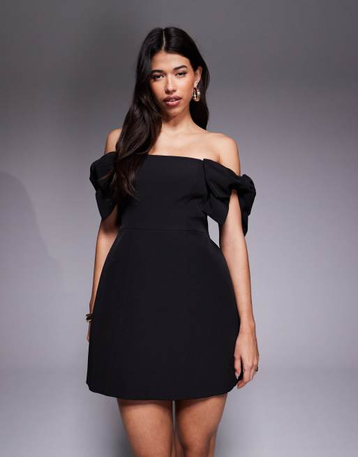 Forever New - Vestito corto nero con spalle scoperte e fiocchi, 4 di 4
